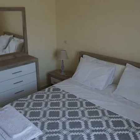 Appartamento Floras Apartmet